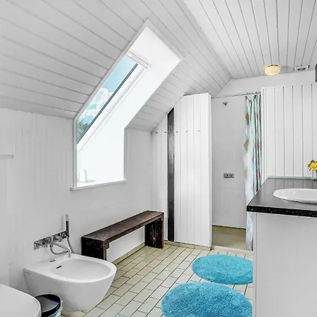 Holiday home Cozy In With Wifi *
